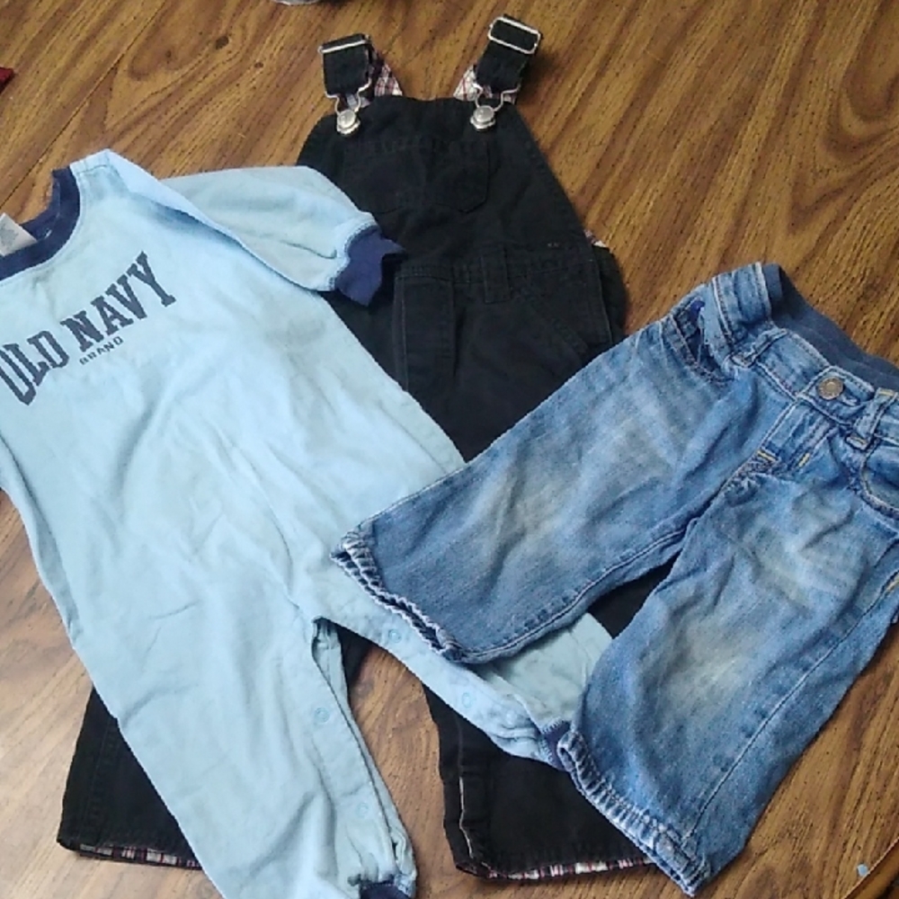 Old Navy Infant Blue Romper with Navy Trim